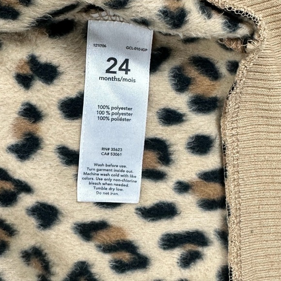 Toddler Cheetah Print Fleece Vest - Picture 3 of 6